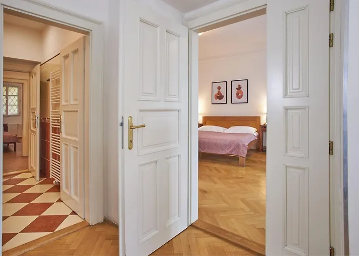 Lejlighedshotel Charles Bridge 4*