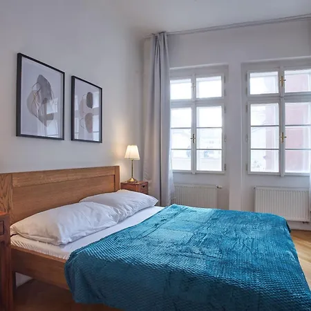 Charles Bridge Apart Otel